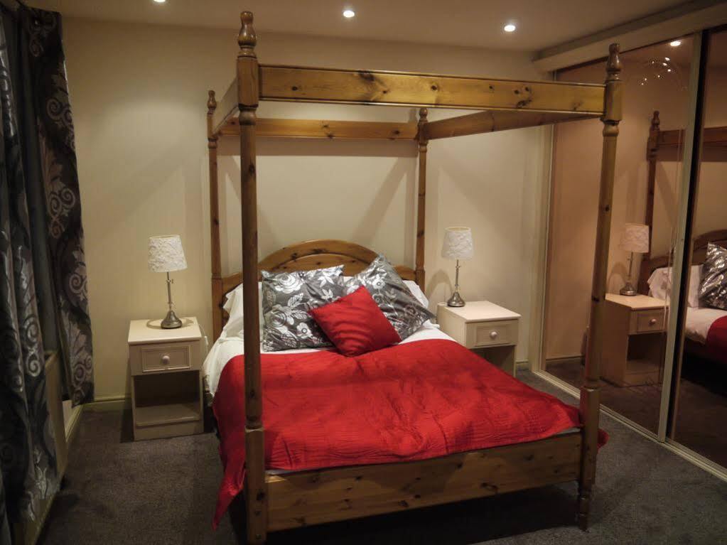 Dimple Well Lodge Hotel Wakefield Exteriör bild